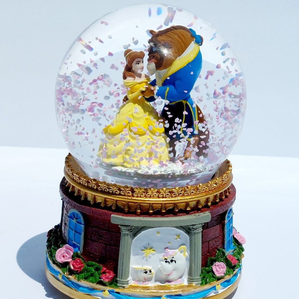 Disney Beauty and the Beast Snowglobe - Picture 6 of 6